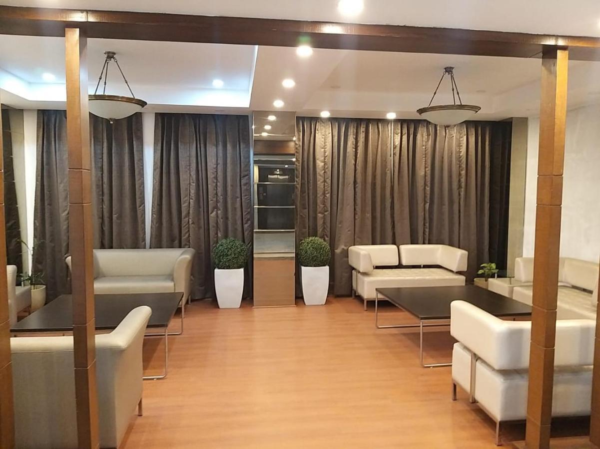 Hide Away Suites Noida Exteriér fotografie